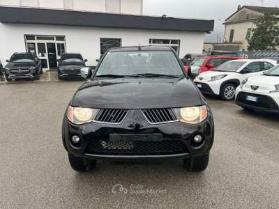 Mitsubishi L200 2.5 DI-D/136CV Double Cab Intense Nero usata Alife