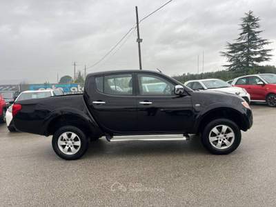 Mitsubishi L200 2.5 DI-D/136CV Double Cab Intense Nero usata Alife
