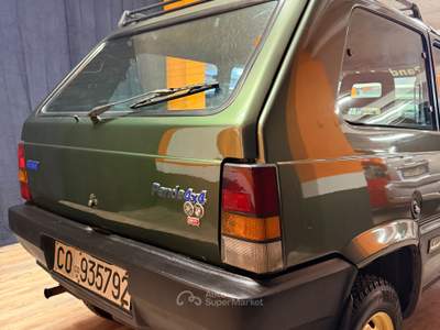 Fiat Panda PANDA 4X4 SISLEY ARIA CONDIZIONATA Verde usata Roma