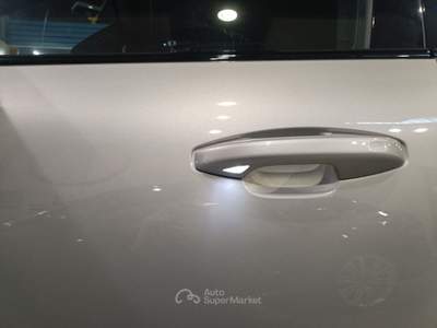 Volvo XC40 B4 automatico Plus Dark Grigio usata Novara