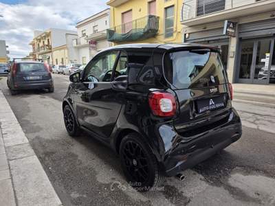 Smart ForTwo 1000 cc Turbo Autom. Prime+Led Diurni+Navy+Pelle... Nero usata Sava