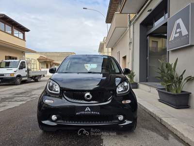 Smart ForTwo 1000 cc Turbo Autom. Prime+Led Diurni+Navy+Pelle... Nero usata Sava