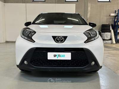Toyota Aygo X 1.0B (72 CV) Trend S-CVT Bianco usata Milano