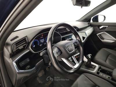 Audi Q3 Q3 35 TDI quattro S tronic Business Advanced Blu/Azzurro usata Massa