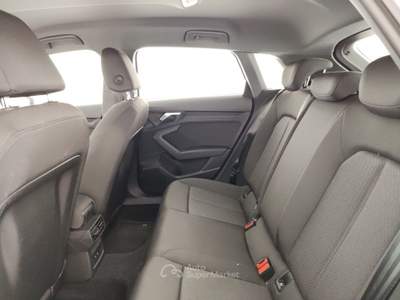 Audi A3 A3 SPB 30 TFSI Business Bianco usata Massa