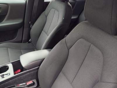 Volvo XC40 AWD *PROMOZIONE* Bianco usata Bari