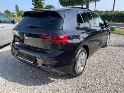 Volkswagen Golf GOLF 8 150CV CAMBIO MANUALE Nero usata Forlì