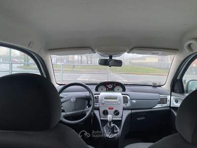Lancia Ypsilon Y 1.2 UNICA  NEOPATENTATI Bianco usata Treviglio