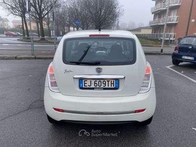 Lancia Ypsilon Y 1.2 UNICA  NEOPATENTATI Bianco usata Treviglio