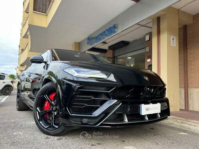 Lamborghini Urus 4.0 V8 650CV Nero usata Roma