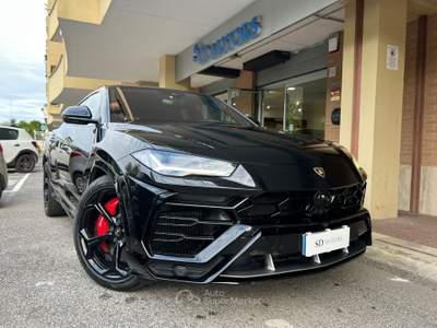 Lamborghini Urus 4.0 V8 650CV Nero usata Roma