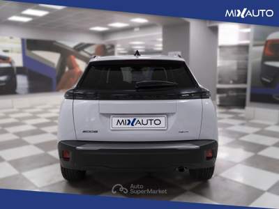 Peugeot 2008 1.2 Puretech Allure S&amp;S 100CV Bianco usata Latina