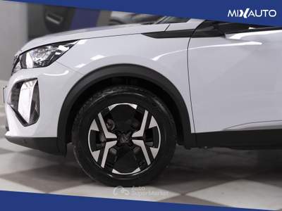Peugeot 2008 1.2 Puretech Allure S&amp;S 100CV Bianco usata Latina