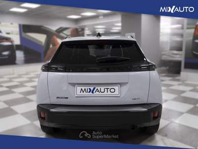 Peugeot 2008 1.2 Puretech Allure S&amp;S 100CV Bianco usata Latina