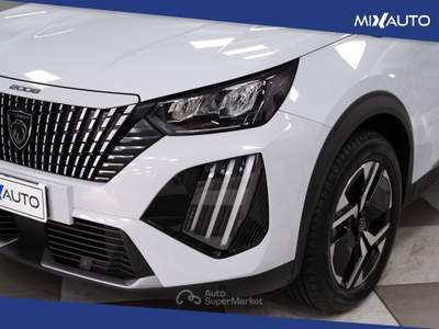 Peugeot 2008 1.2 Puretech Allure S&amp;S 100CV Bianco usata Latina