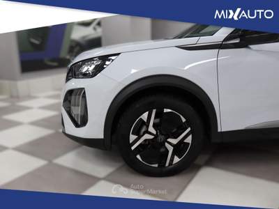 Peugeot 2008 1.2 Puretech Allure S&amp;S 100CV Bianco usata Latina