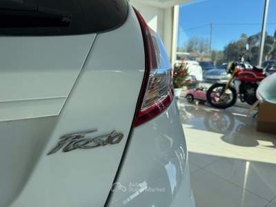 Ford Fiesta Fiesta 1.5 TDCi 75 CV 5p. ST-Line Bianco usata San Michele salentino