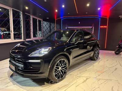 Porsche Macan 2.0 Nero usata Maddaloni