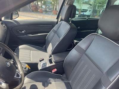 Renault Scénic scenik Xmod 1.5 dCi 110CV SES BOSE NEOPATENTATI Nero usata Pignataro Interamna