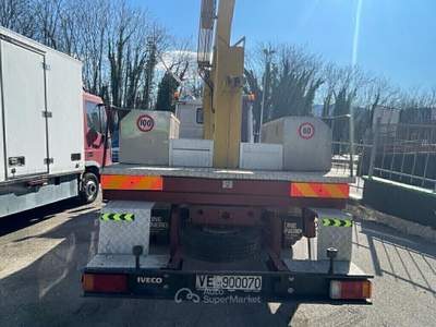 Iveco Daily 115/17 PIATTAFORMA CON CESTELLO Bianco usata Pignataro Interamna
