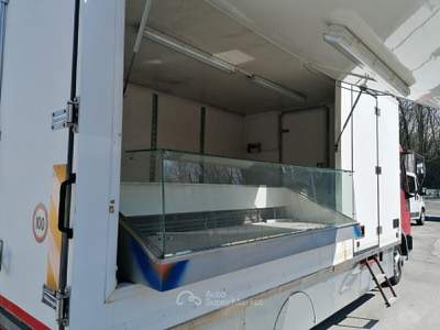 Iveco Daily EUROCARGO 65.14 FRIGO PANINOTECA Rosso usata Pignataro Interamna