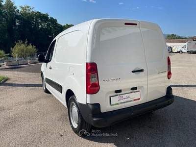 Peugeot Partner Tepee 1.6 HDi 90CV Comfort IVA ESP Bianco usata Pignataro Interamna
