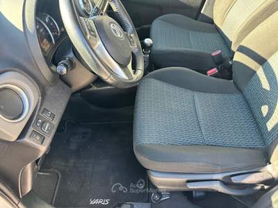 Toyota Yaris 5 porte Active Argento usata Pignataro Interamna