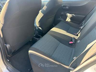 Toyota Yaris 5 porte Active Argento usata Pignataro Interamna