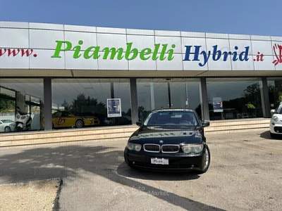 BMW Serie 7 735i 735i cat 272 CV Nero usata Pignataro Interamna