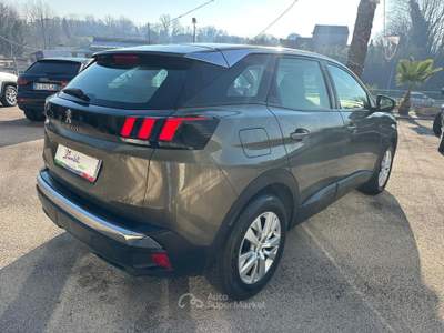 Peugeot 3008 S&S EAT8 Allure NEOPATENTATI Verde usata Pignataro Interamna