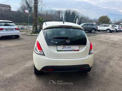 Lancia Ypsilon 16V 95 CV 5 porte S&S Elle NEOPATENTATI Bianco usata Pignataro Interamna