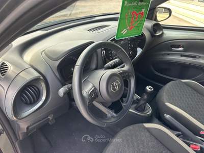 Toyota Aygo X 1.0 VVT-i 72 CV 5 porte Lounge Air NEOPATENTATI Verde usata Pignataro Interamna