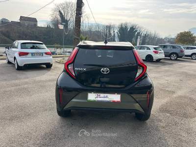 Toyota Aygo X 1.0 VVT-i 72 CV 5 porte Lounge Air NEOPATENTATI Verde usata Pignataro Interamna
