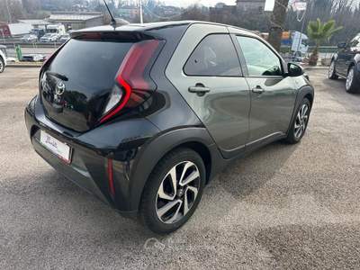 Toyota Aygo X 1.0 VVT-i 72 CV 5 porte Lounge Air NEOPATENTATI Verde usata Pignataro Interamna