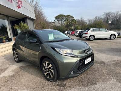 Toyota Aygo X 1.0 VVT-i 72 CV 5 porte Lounge Air NEOPATENTATI Verde usata Pignataro Interamna