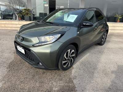 Toyota Aygo X 1.0 VVT-i 72 CV 5 porte Lounge Air NEOPATENTATI Verde usata Pignataro Interamna