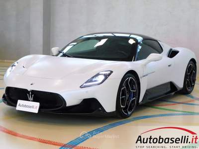 Maserati MC20 MC20 3.0V6 630CV RWD AUTO 'PACK CARBONIO COMPLETO' Bianco usata Quinzano D'oglio