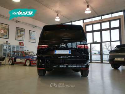 Volkswagen Multivan 2.0 TDI 150CV DSG Space Nero usata Sona