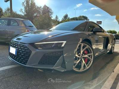 Audi R8 5.2 V10 quattro 570cv s tronic Performance Grigio usata Roma