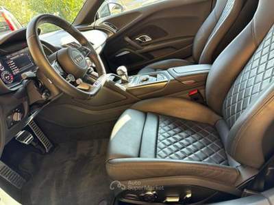Audi R8 5.2 V10 quattro 570cv s tronic Performance Grigio usata Roma