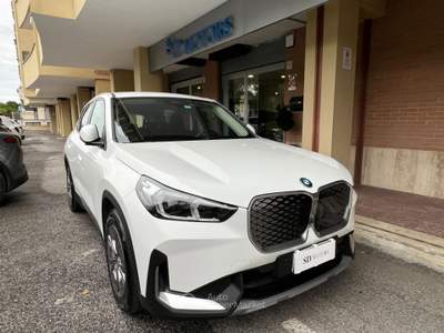 BMW iX1 edrive 20 *Promo SD 2026* Bianco usata Roma