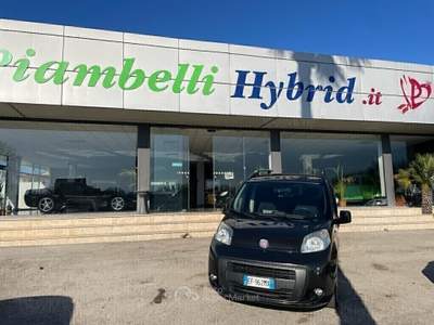 Fiat QUBO 75 CV Dynamic AUTOMATICA NEOPATENTATI Nero usata Pignataro Interamna