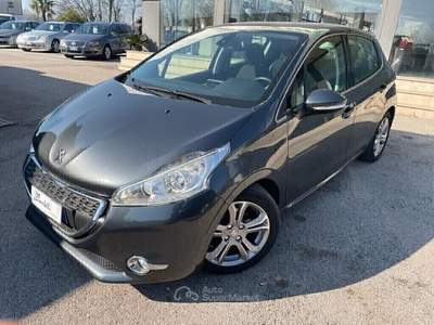 Peugeot 208 Stop&Start 5 porte Active Neopatentati Nero usata Pignataro Interamna