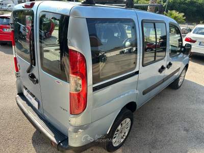 Fiat Doblò Family NEOPATENTATI Blu/Azzurro usata Pignataro Interamna