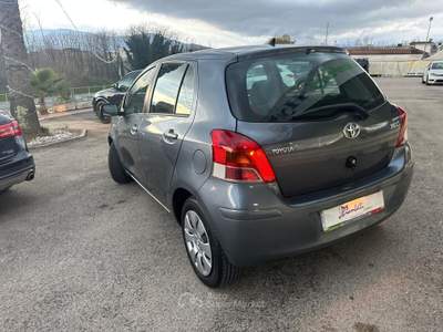 Toyota Yaris BENZ 5 porte Sol Grigio usata Pignataro Interamna