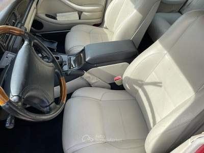 Jaguar XJ XJR 4.0 cat automatica Rosso usata Pignataro Interamna