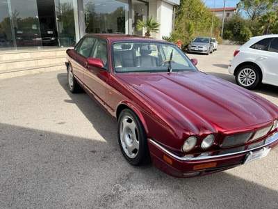 Jaguar XJ XJR 4.0 cat automatica Rosso usata Pignataro Interamna