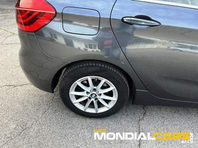 BMW Serie 2 220d 214 d Active Tourer Luxury 95 CV Grigio usata Capua