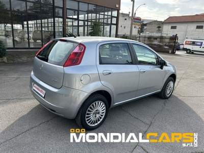 Fiat Grande Punto 77 CV 5 porte Dynamic Natural Power Grigio usata Capua