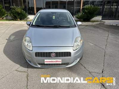 Fiat Grande Punto 77 CV 5 porte Dynamic Natural Power Grigio usata Capua